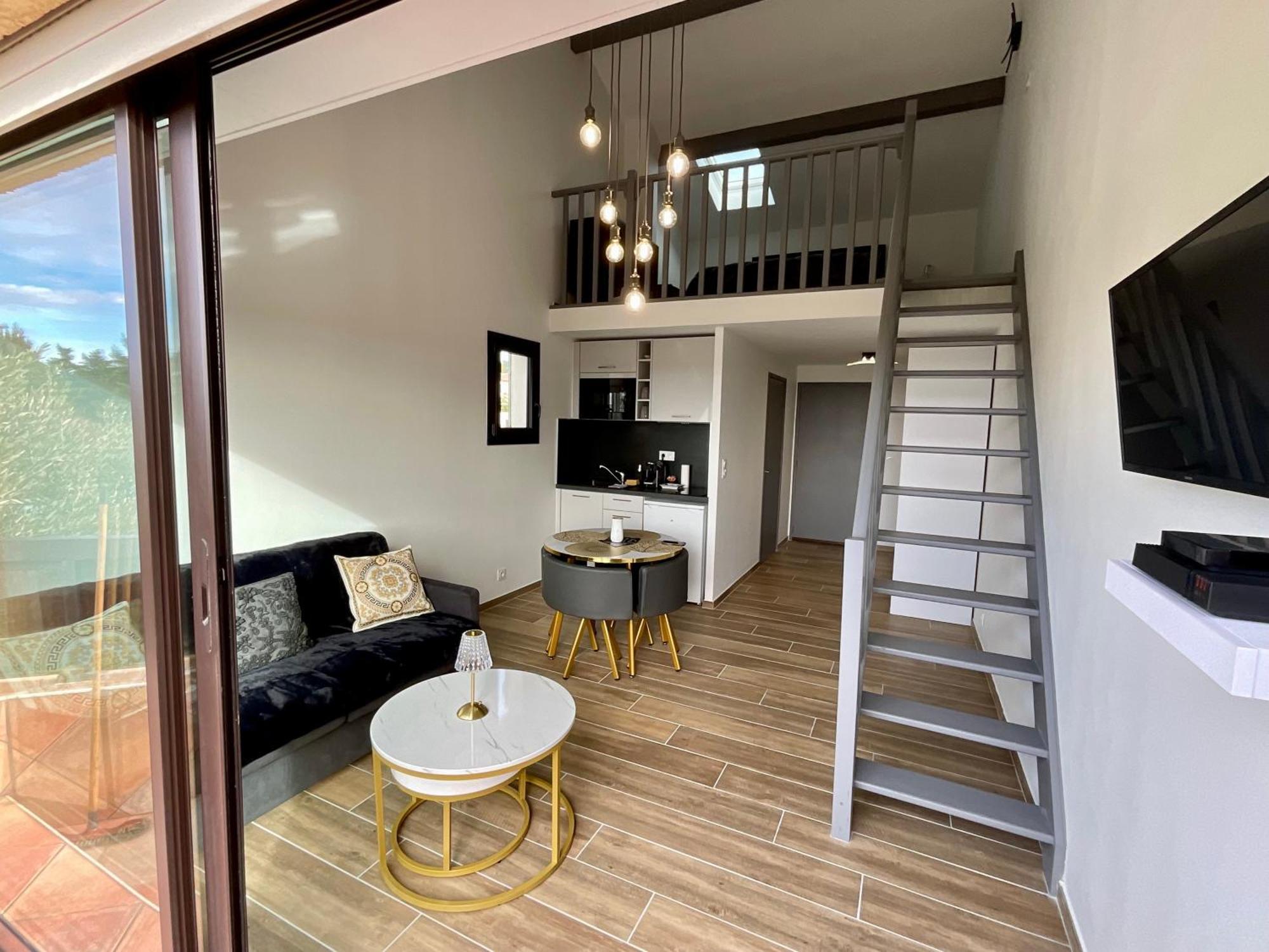 Appartement Sanary Vue Mer Au Calme Exteriör bild